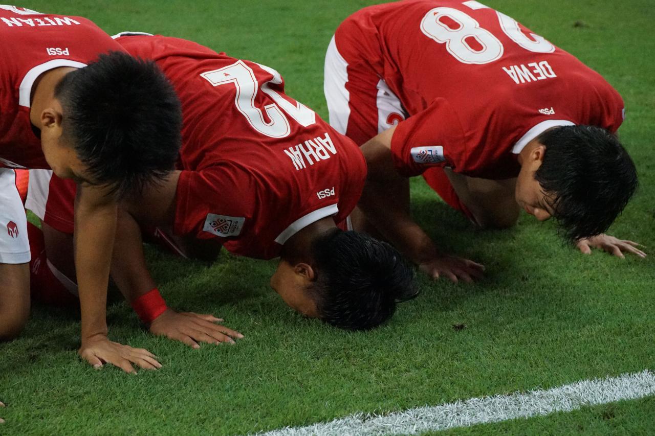 Lolos ke Semifinal Piala...