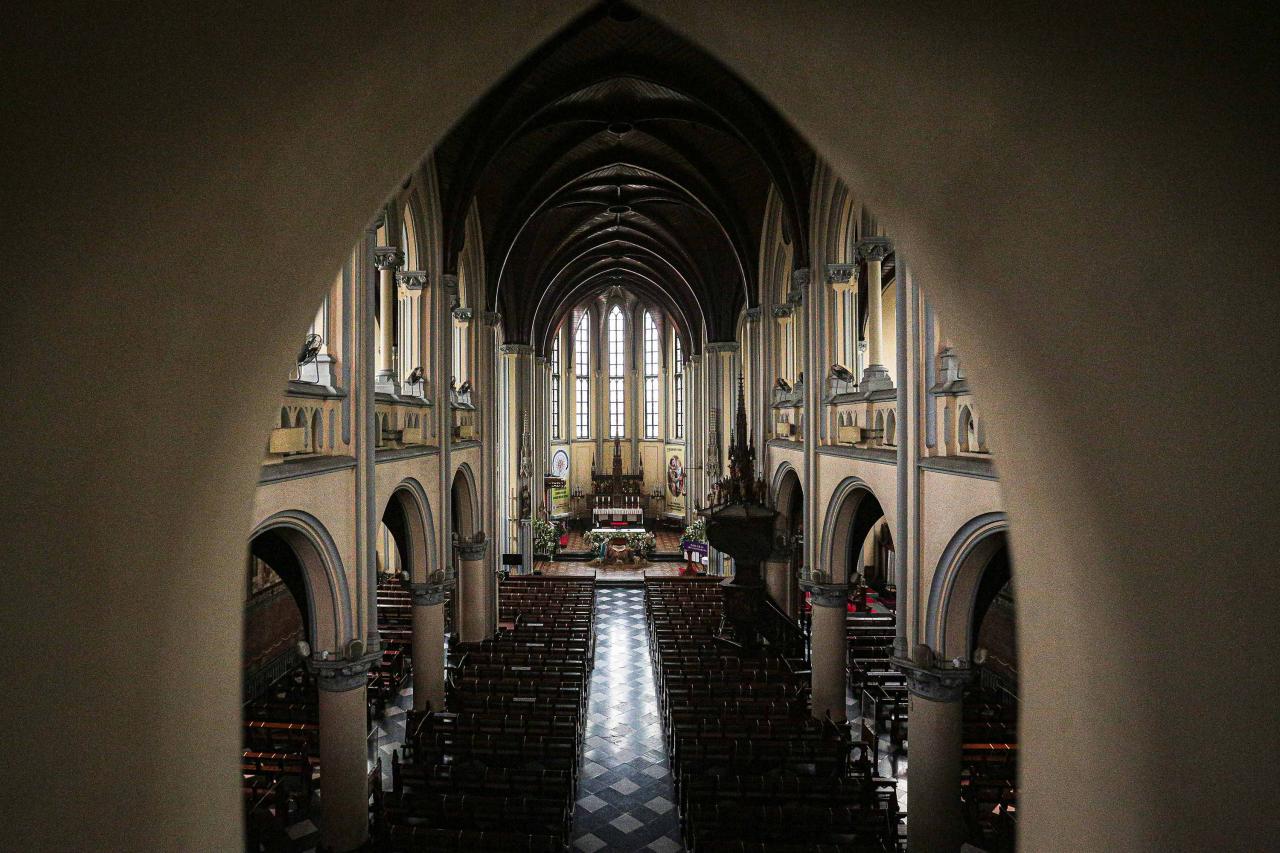 Persiapan Gereja Katedral...