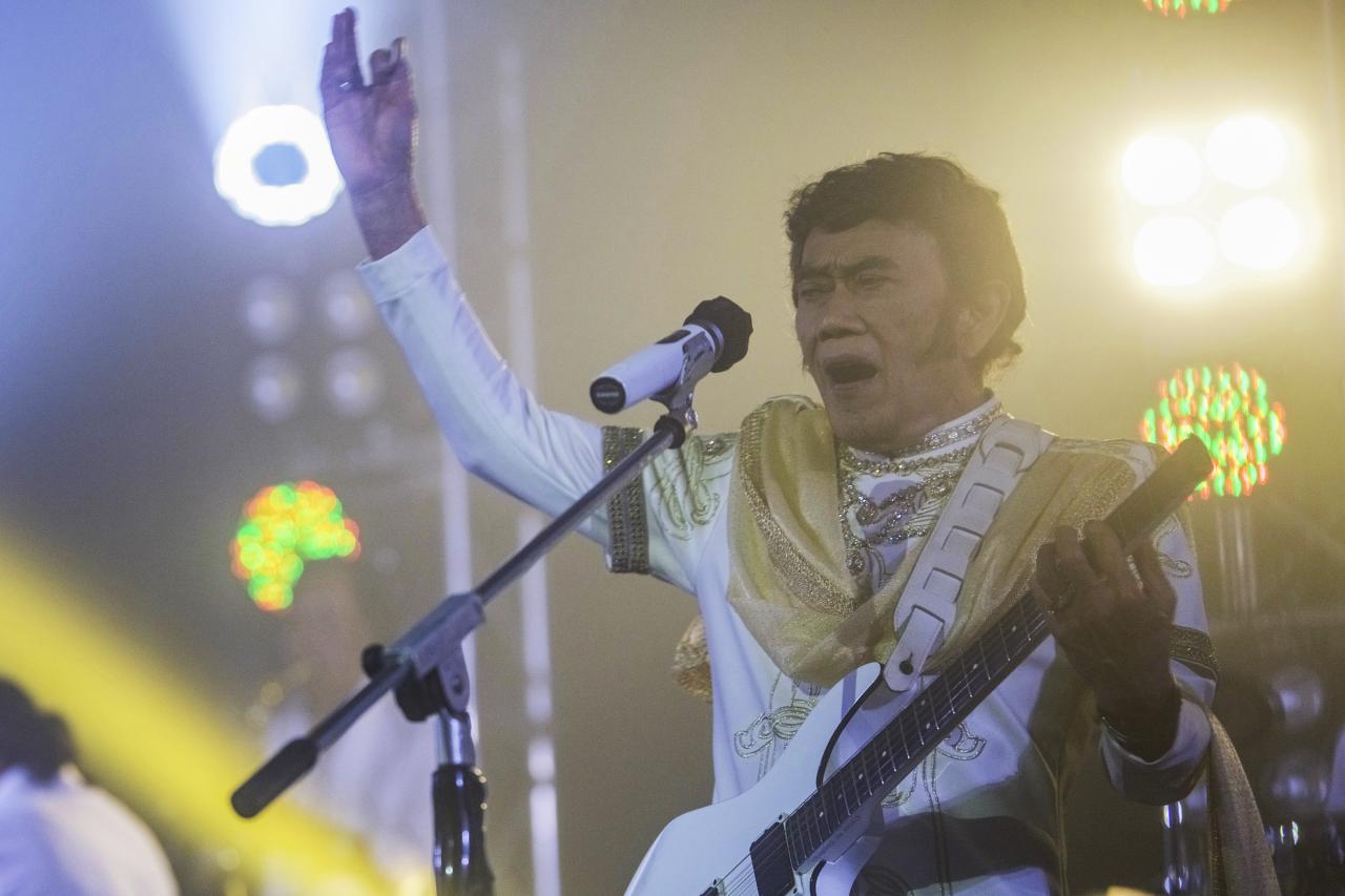 Tampil Memukau, God...