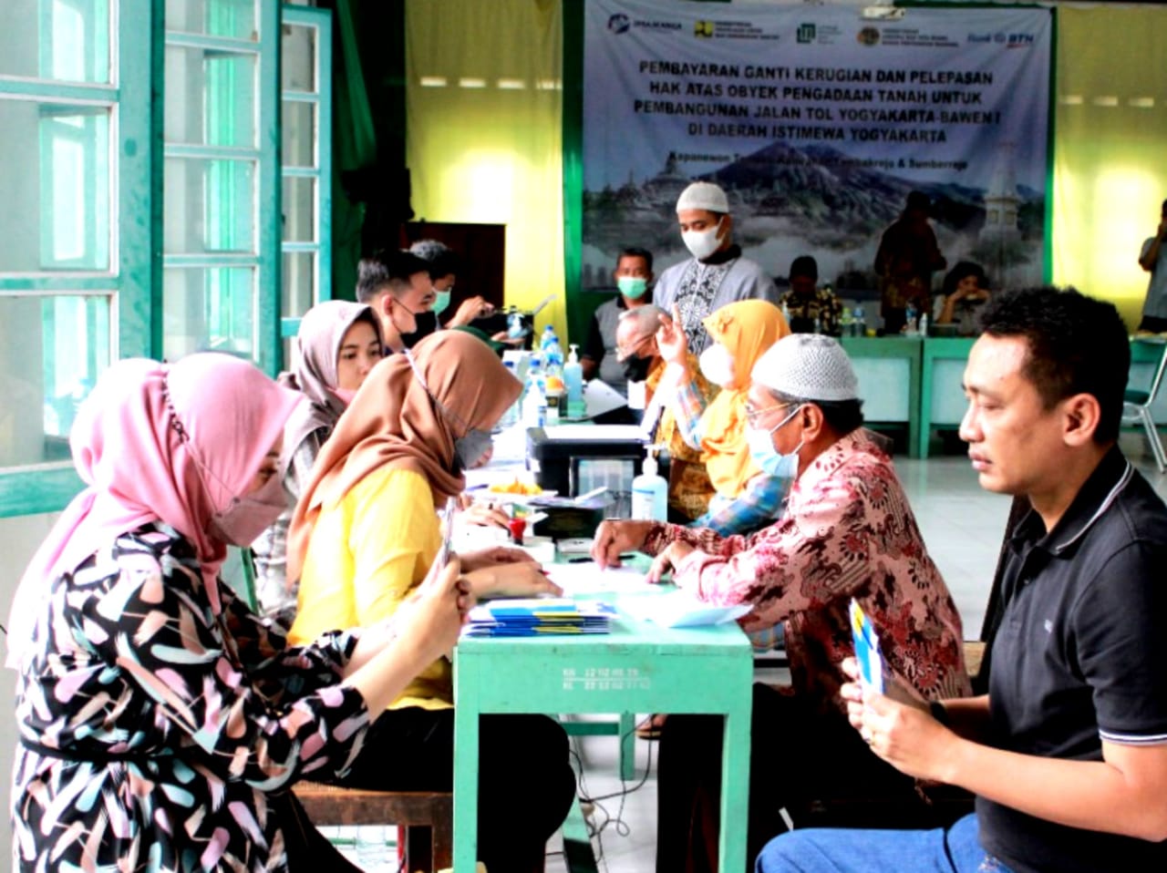 BTN Salurkan Dana Pembayaran...