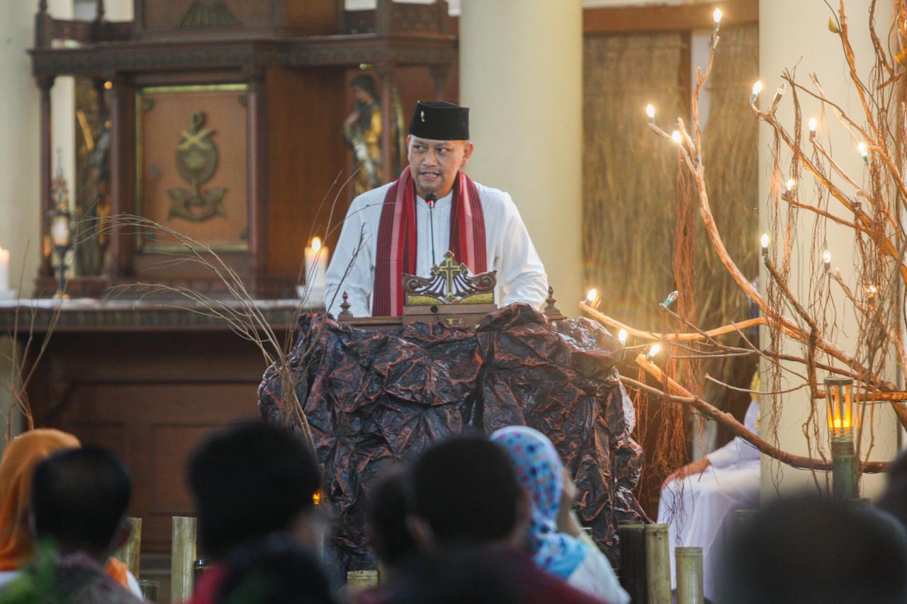 Perayaan Natal Bernuansa...