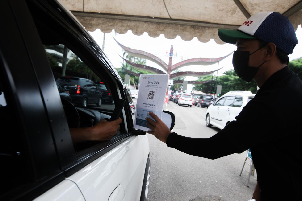 Tetap Buka saat Libur...