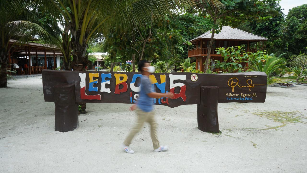 Keindahan Pulau Leebong,...