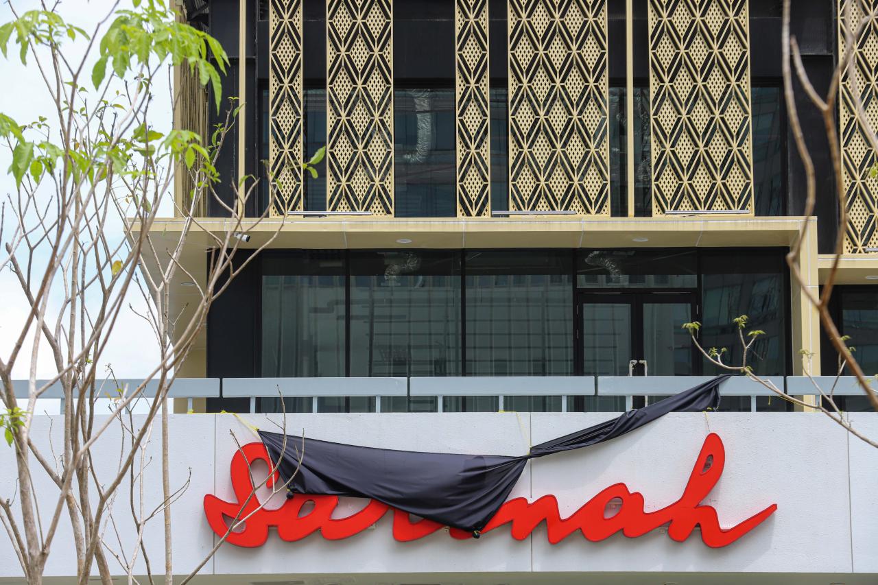 Melihat Wajah Baru Gedung...