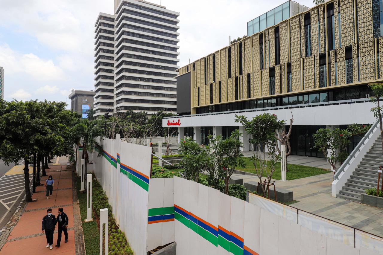 Melihat Wajah Baru Gedung...