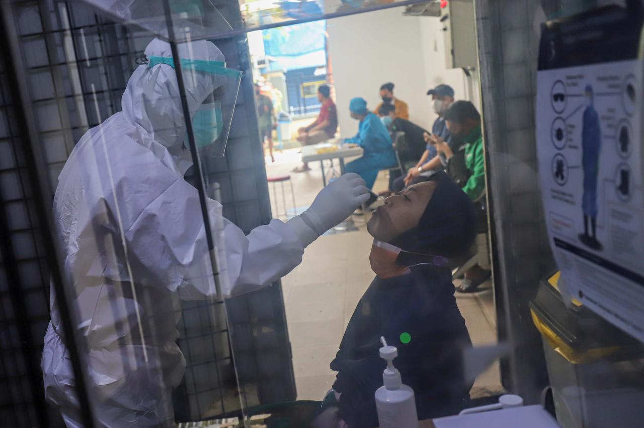 Layanan Swab Test Gratis...