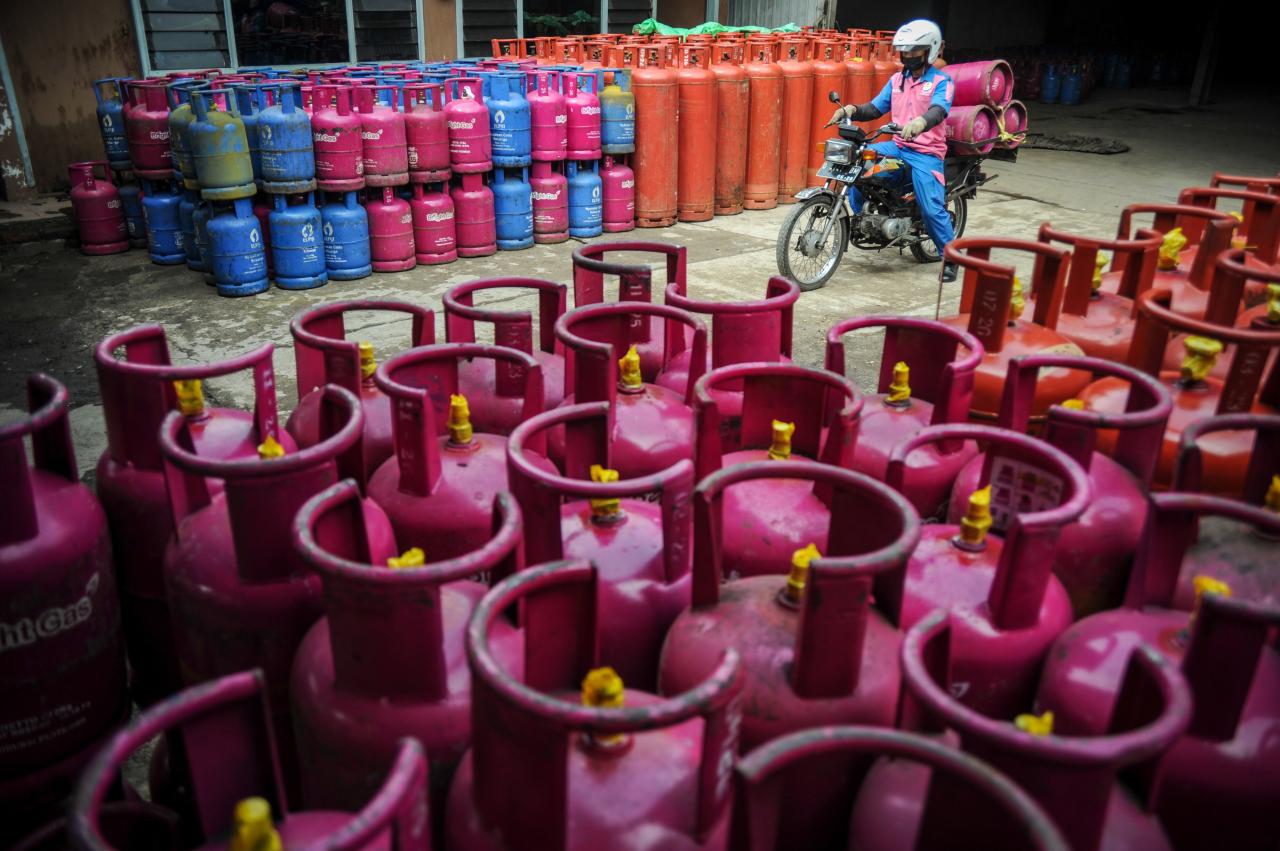 Pertamina Naikkan Harga...