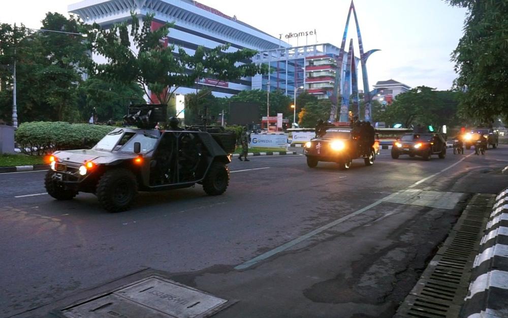 Begini Aksi Pasukan...