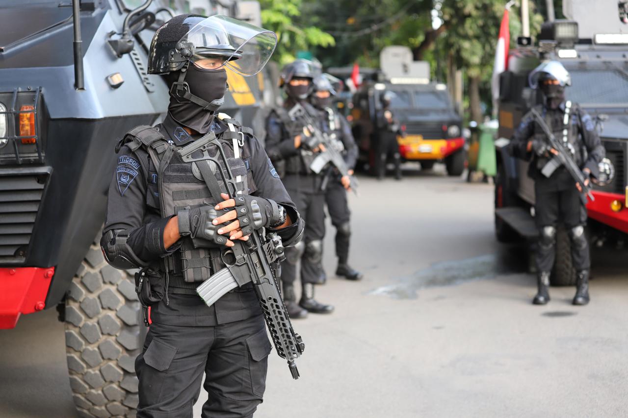 Penjagaan Jelang Pergantian...
