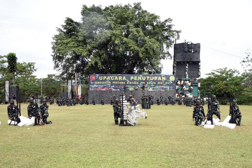 Pangdam XVI/ Pattimura...