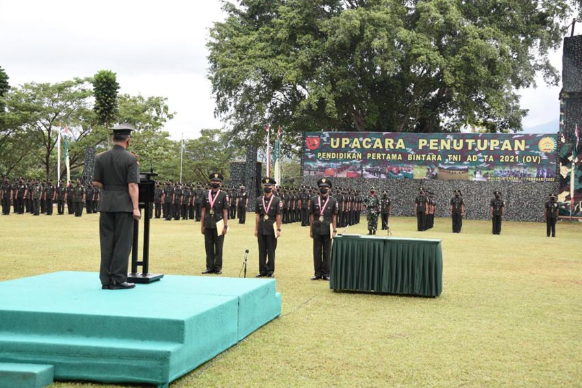 Pangdam XVI/ Pattimura...