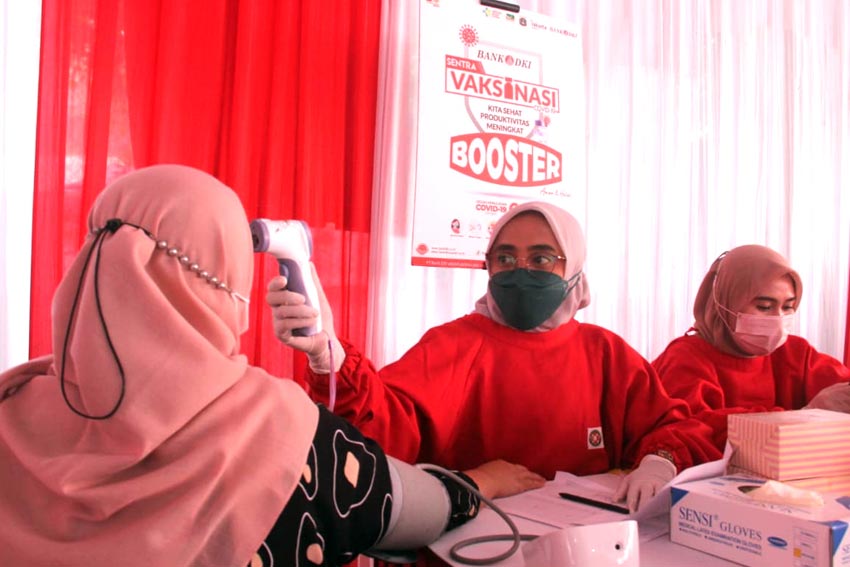Bank DKI Gelar Sentra...