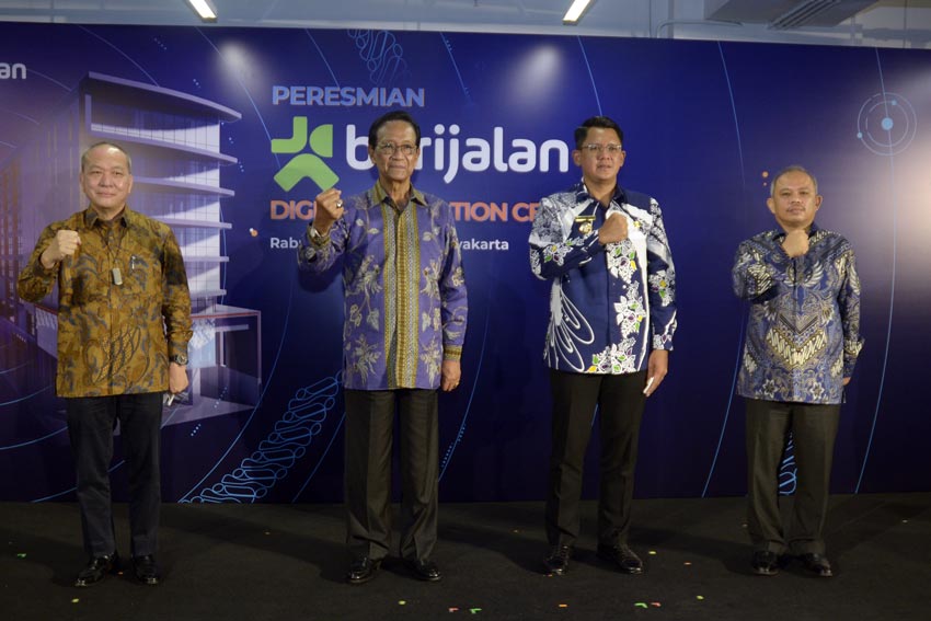 Sri Sultan Hamengku...