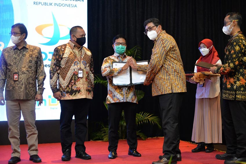 Bank DKI Targetkan Penyaluran...