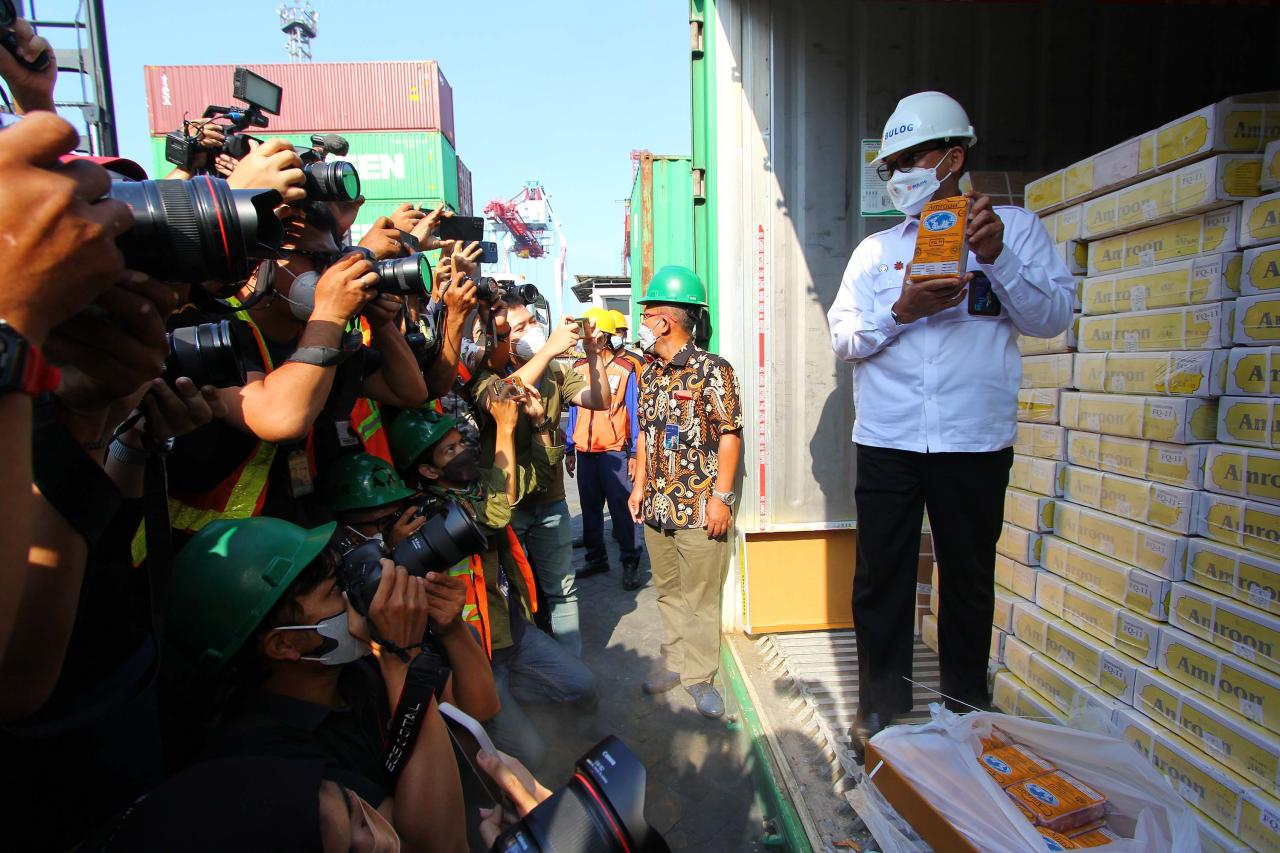 Stabilkan Harga Daging,...