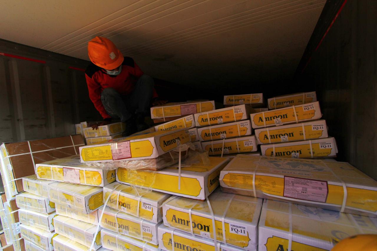 Stabilkan Harga Daging,...