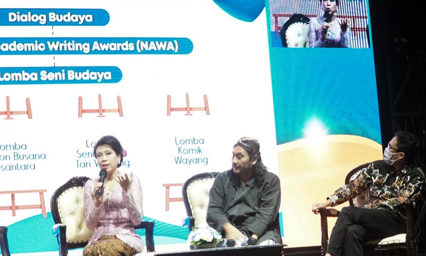Bakti BCA Gelar Dialog...