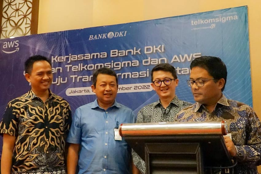 Bank DKI Jalin Kerja...