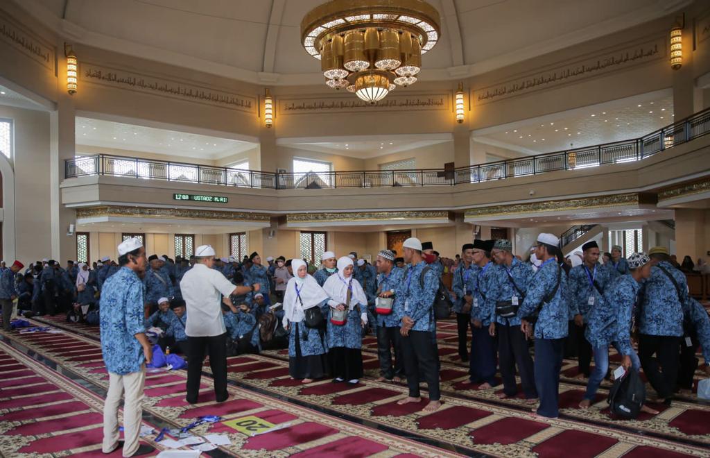 Jhonlin Group Berangkatkan...