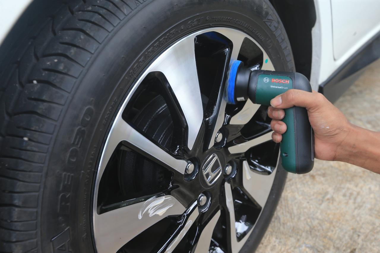 Bosch Perkenalkan UniversalBrush