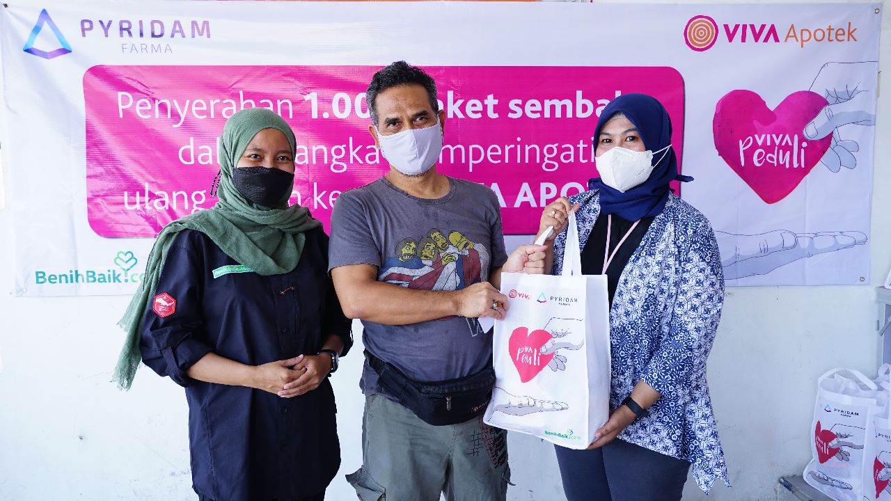 Aksi Peduli, VIVA Apotek...