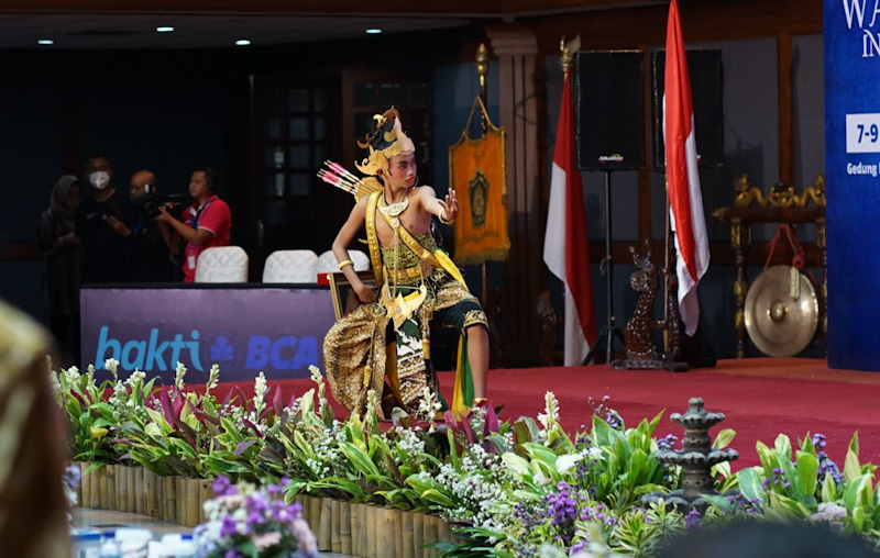 Perkenalkan Wayang ke...