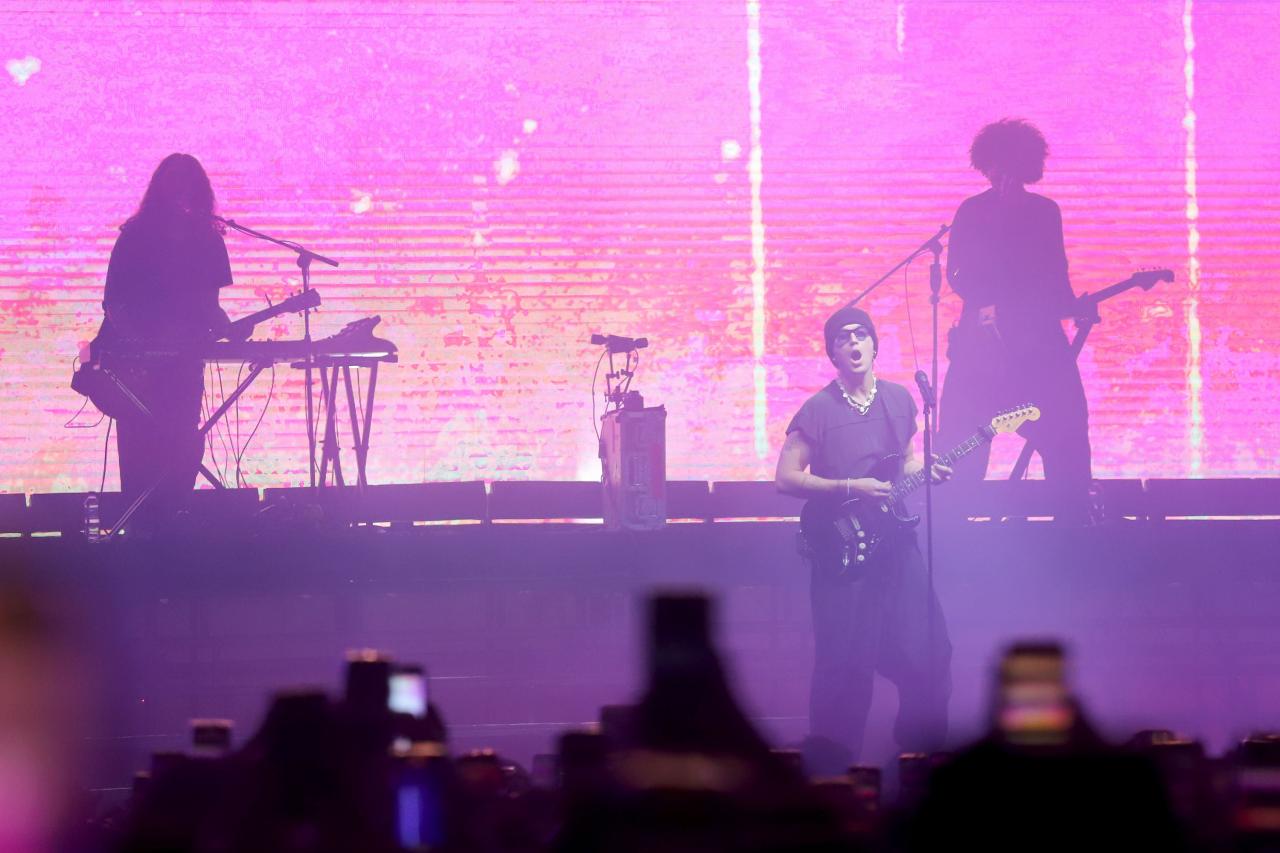 Konser LANY di ICE BSD