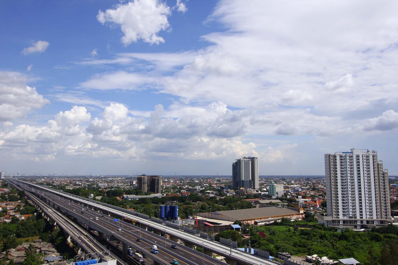 PT Nusantara Infrastructure...