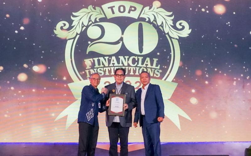 Bank DKI Terima Tiga...