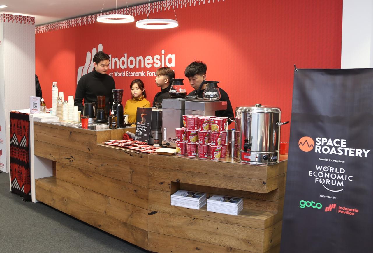 Brand Kopi Space Roastery...