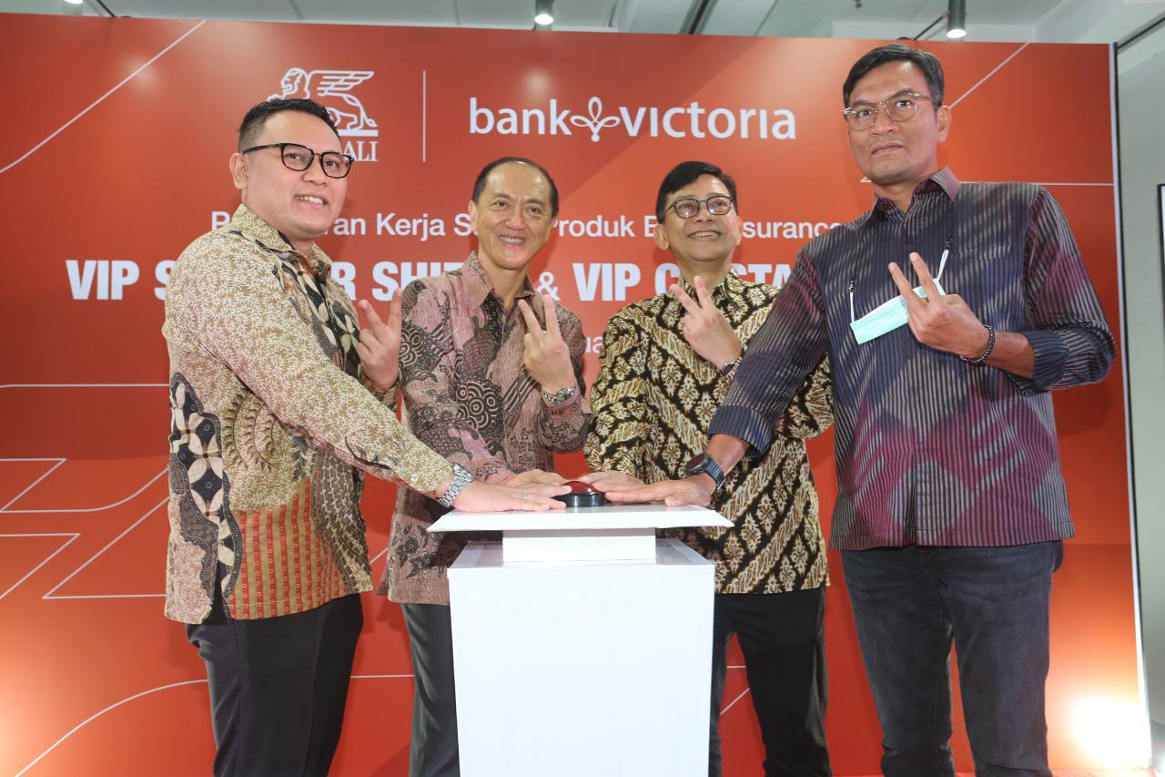 Gandeng Bank Victoria,...