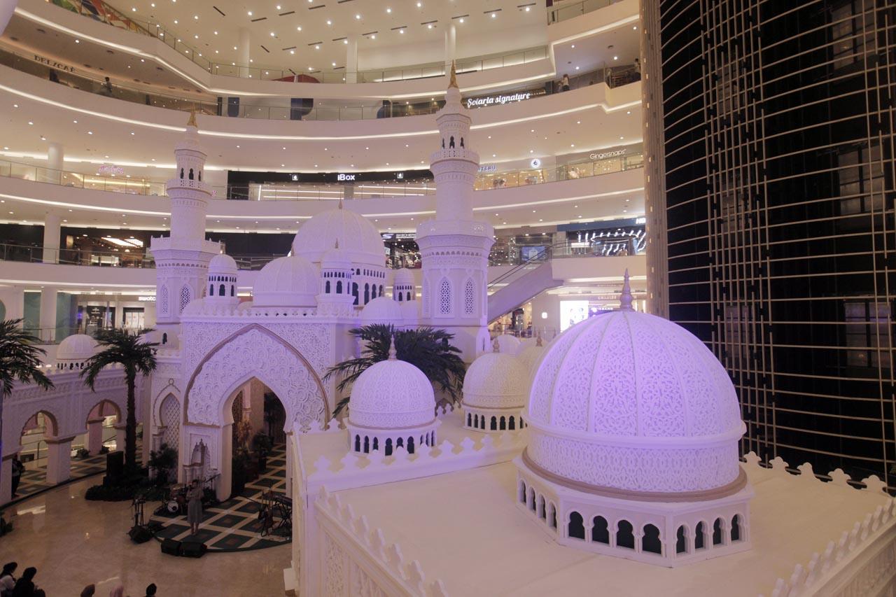 The Gracious Ramadan,...