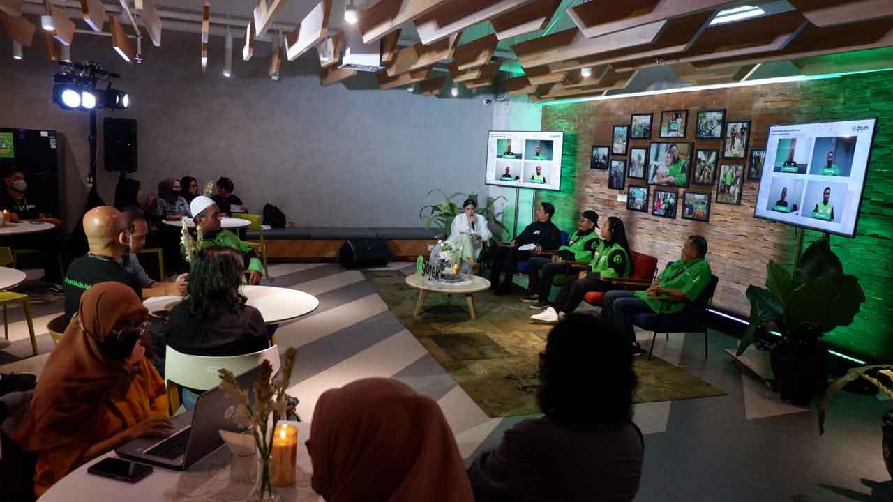 Tujuh Tahun Gojek Swadaya,...