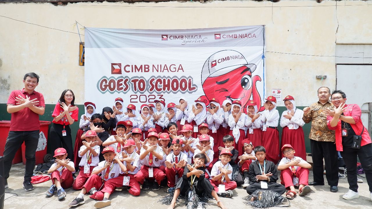 CIMB Niaga Dukung OJK...
