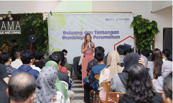 Legislator Sondang Tampubolon...