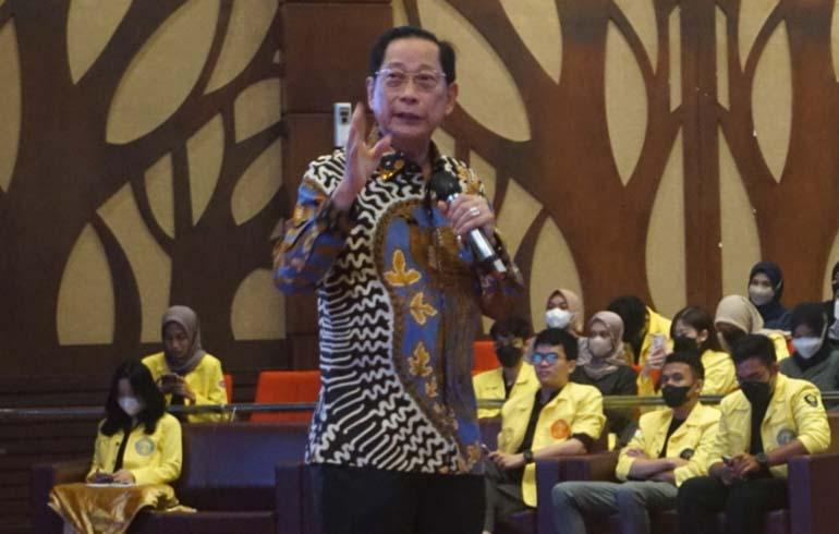 Kuliah Umum BCA Berbagi...
