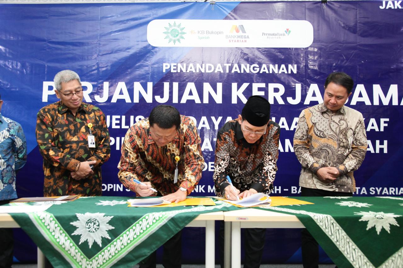 Kerja Sama Bukopin Syariah...