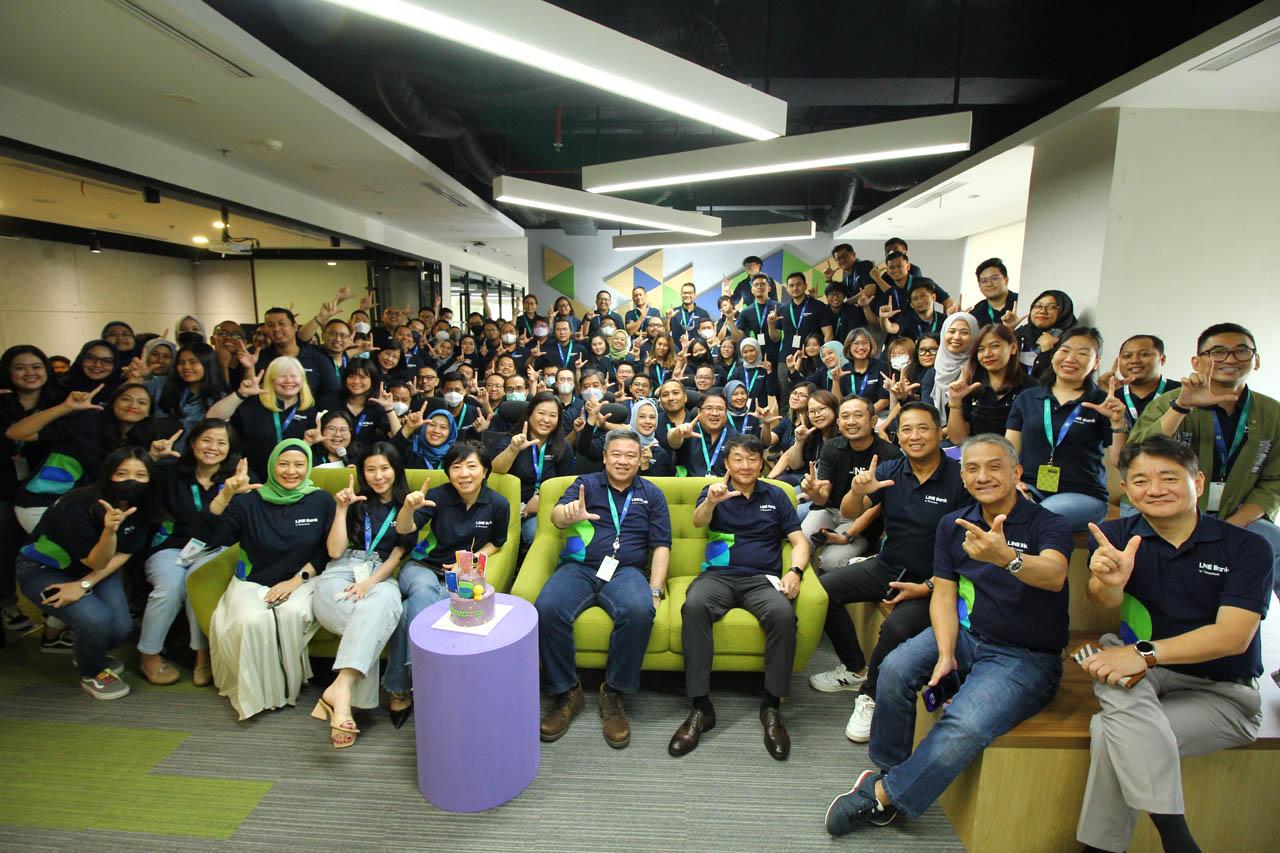 HUT Ke-2, LINE Bank...