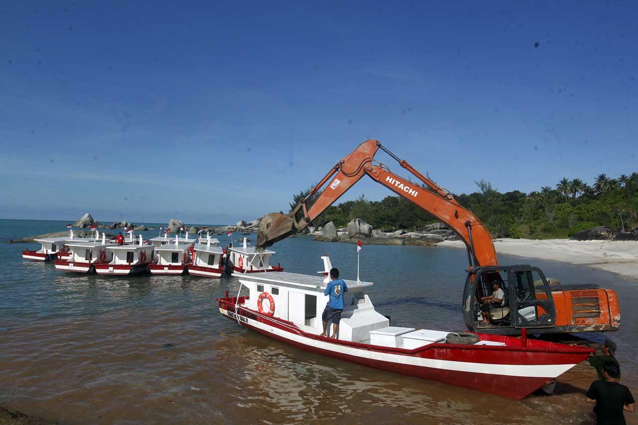 51 Kapal Penangkap Ikan...