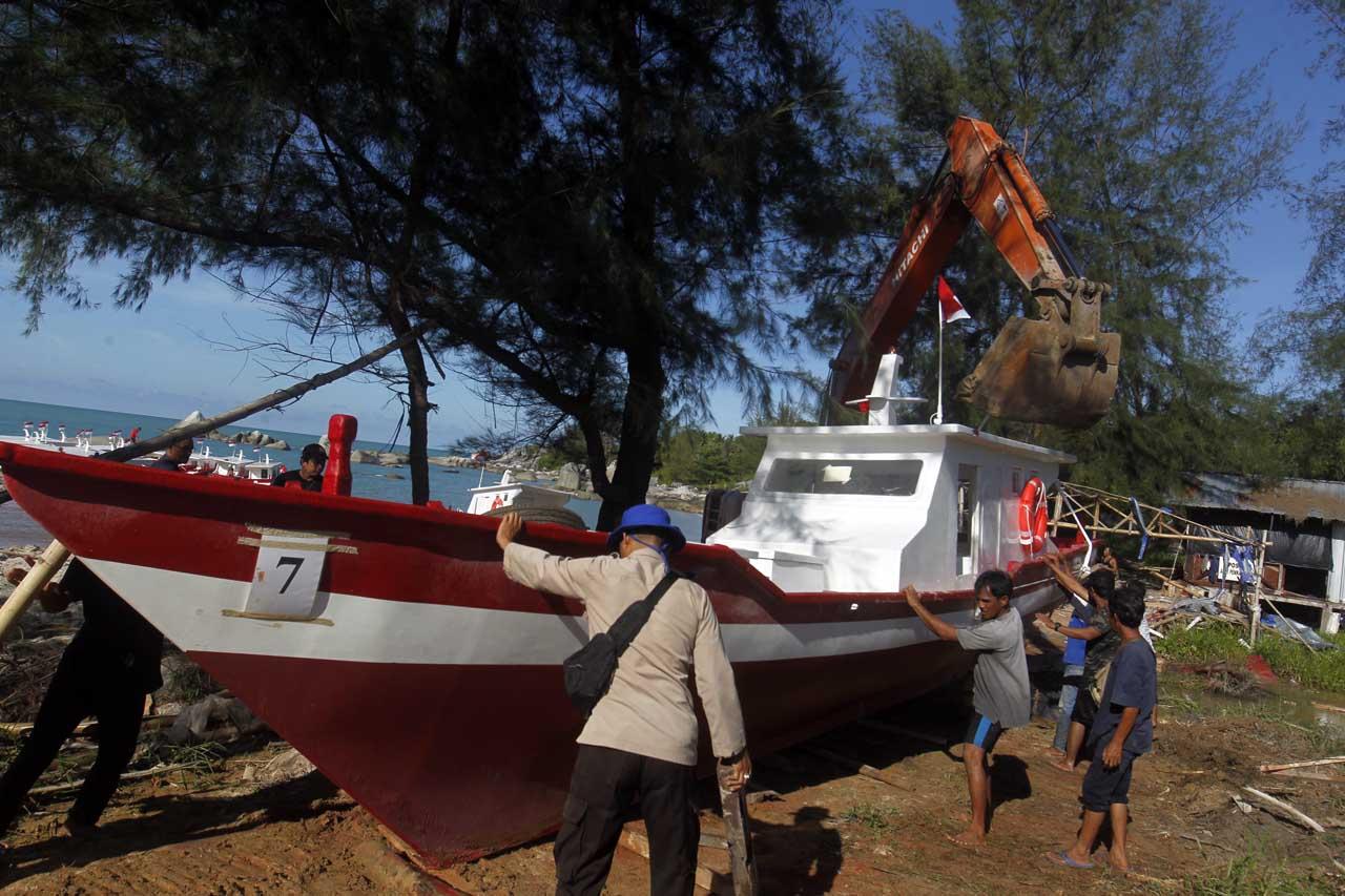51 Kapal Penangkap Ikan...