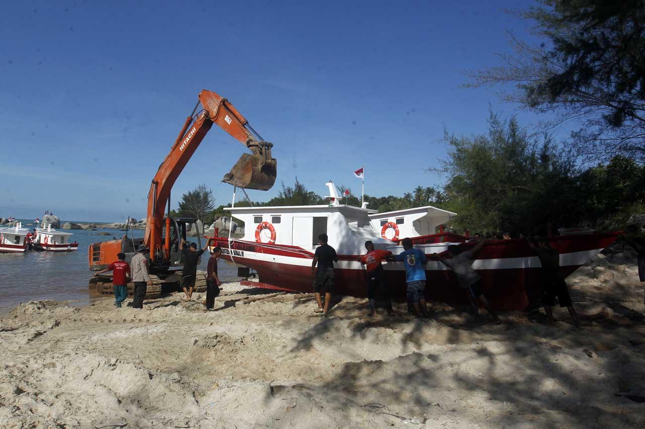 51 Kapal Penangkap Ikan...