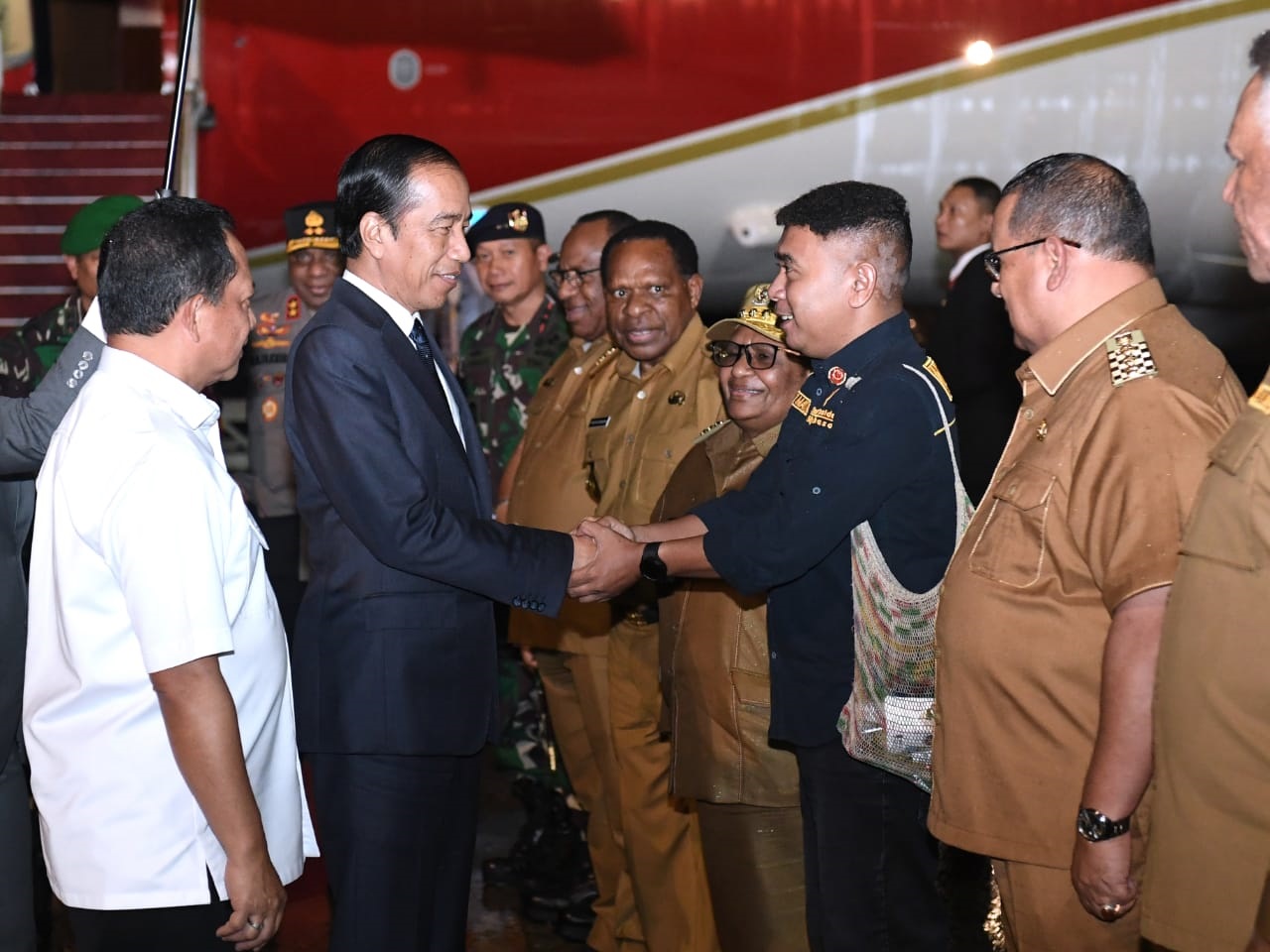 Potret Stafsus Presiden...