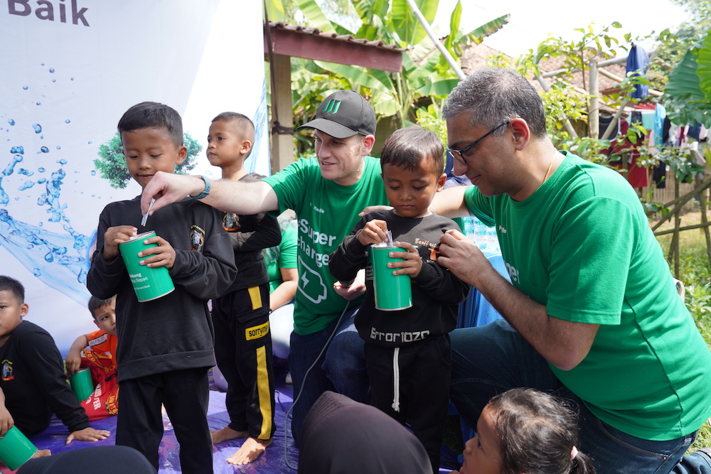 Sediakan Akses Air Bersih...
