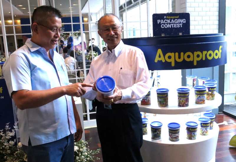 Rayakan Usia Lebih dari...