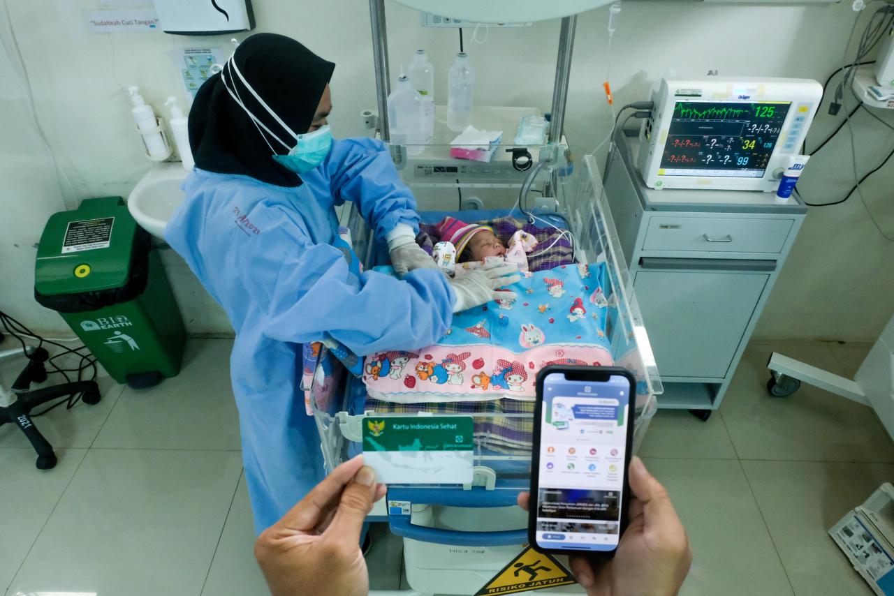 Perawatan Bayi Baru...