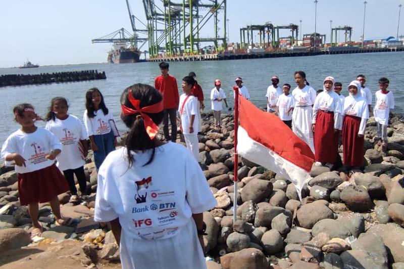 Anak-anak Nelayan Pesisir...