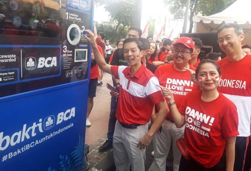Gebyar BCA Merah Putih...