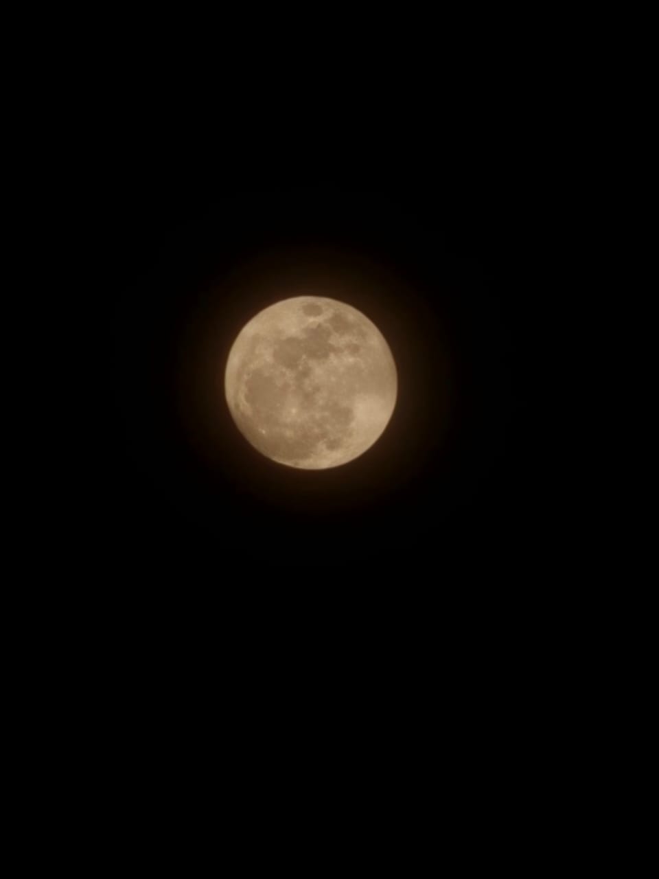 Melihat Bulan Lebih...
