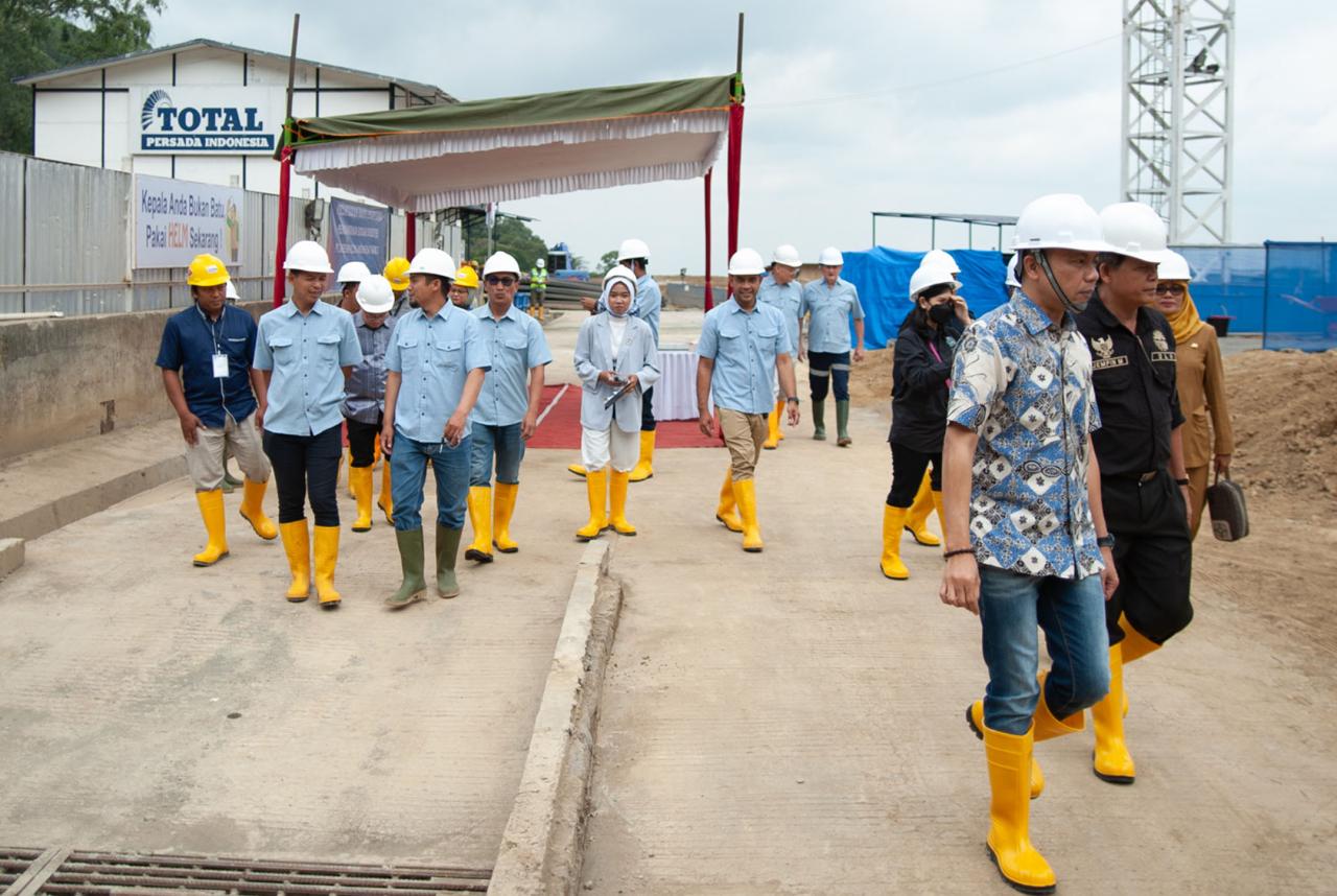 Bangun Reaktor Biogas...