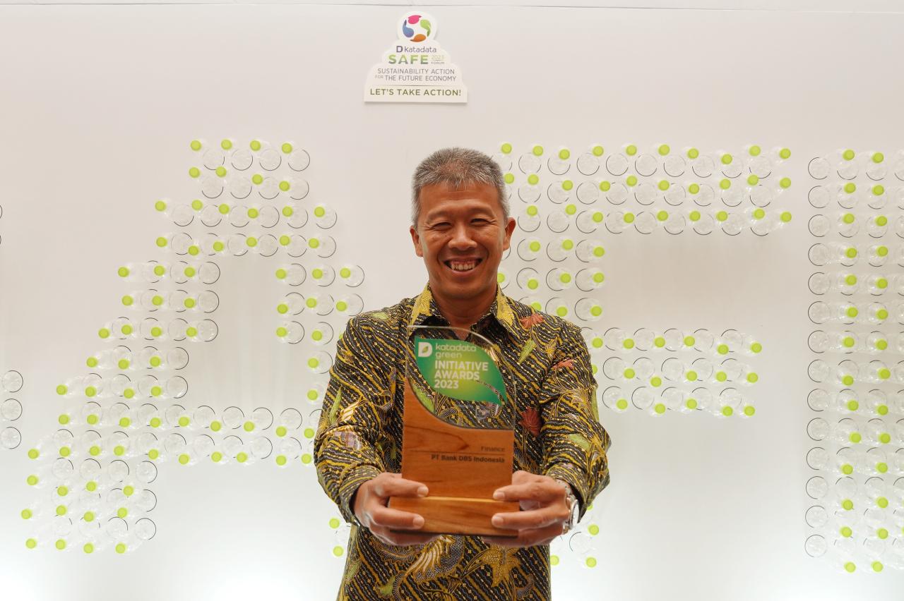 Bank DBS Indonesia Raih...